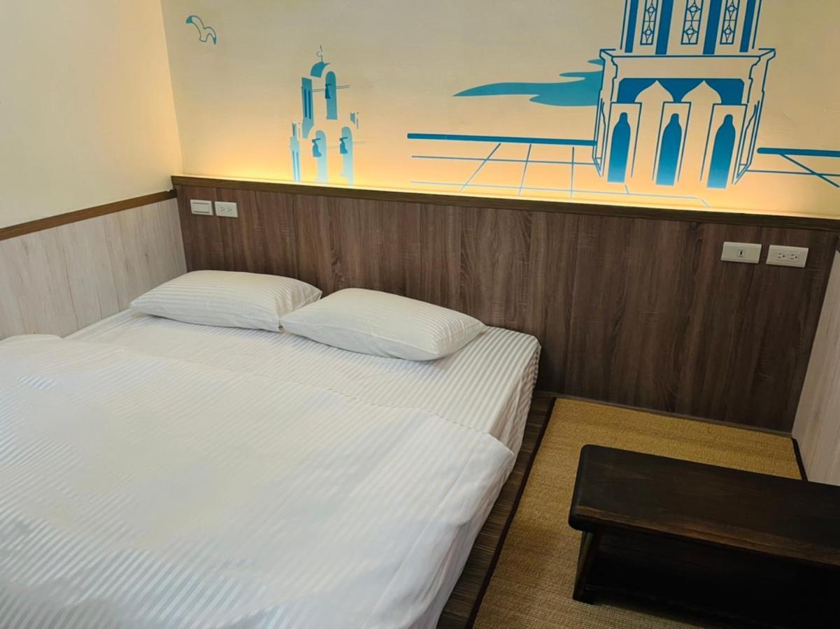 Love Feng Jia Apartment Hotel Tajcshung Kültér fotó