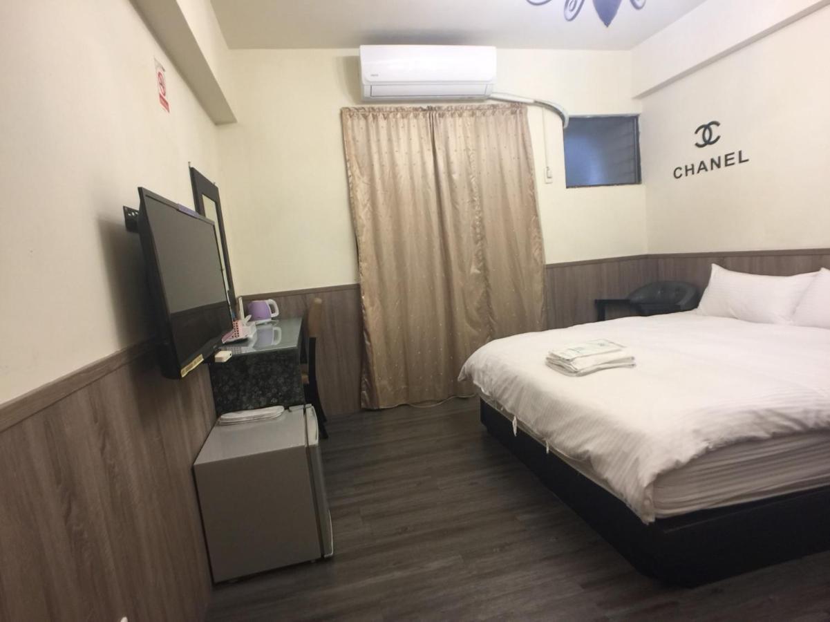 Love Feng Jia Apartment Hotel Tajcshung Kültér fotó