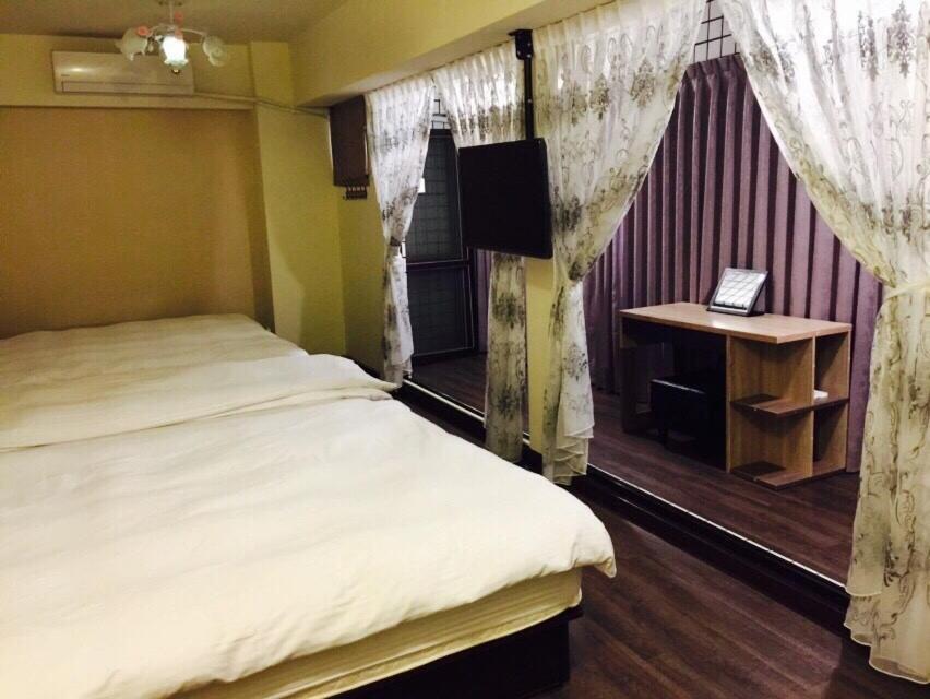 Love Feng Jia Apartment Hotel Tajcshung Kültér fotó