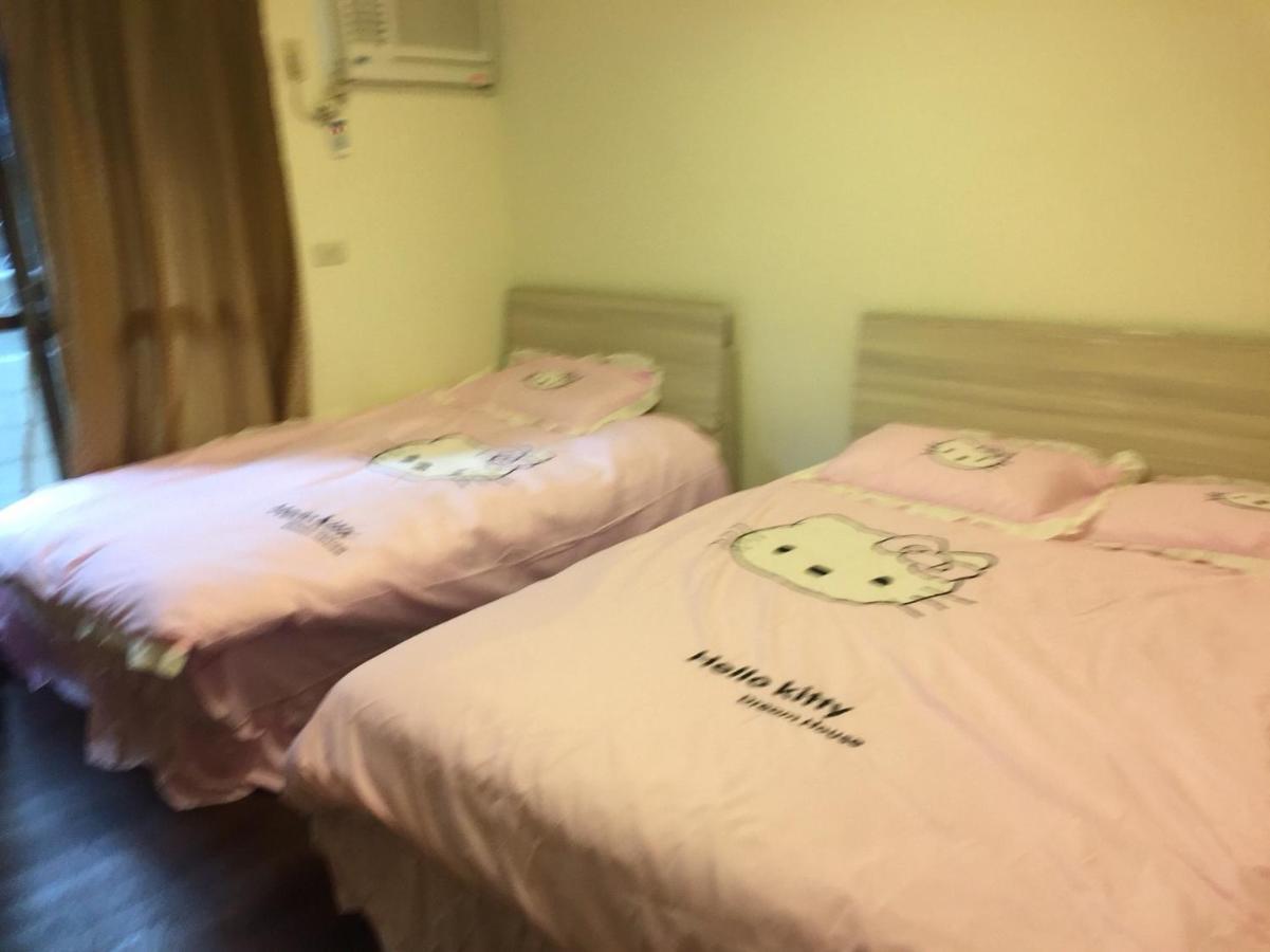 Love Feng Jia Apartment Hotel Tajcshung Kültér fotó