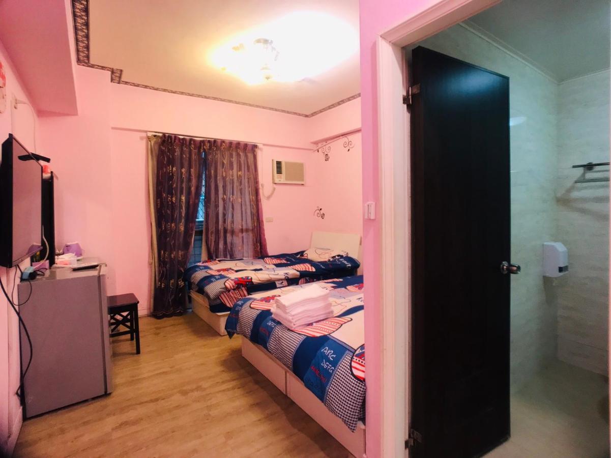 Love Feng Jia Apartment Hotel Tajcshung Kültér fotó